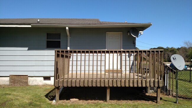 Foto del edificio - 484 W Willis Landing Rd