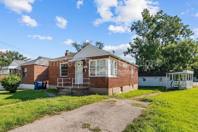 Building Photo - 6605 Barken Ave