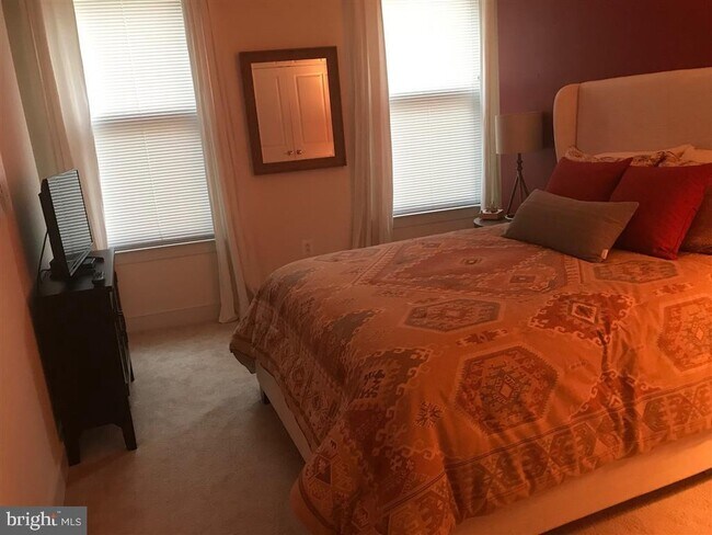 Foto del edificio - 2425 L St NW