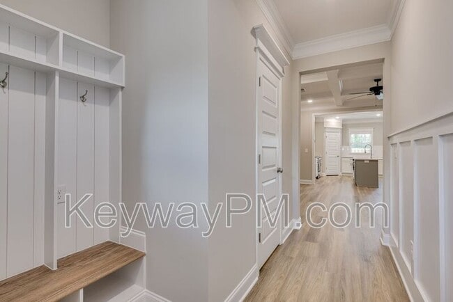 Foto del edificio - 2028 Denmark Ave SE