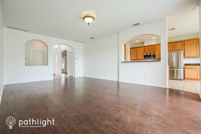 Building Photo - 4220 Tarkington Dr
