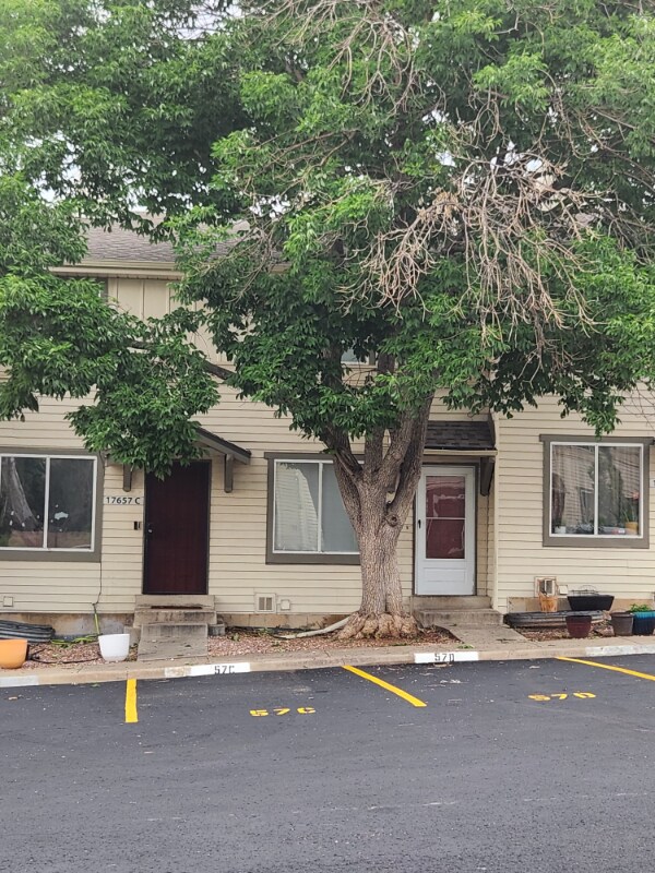 Foto principal - 17657 E Loyola Dr