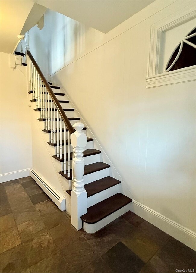 Building Photo - 102 N Midland Ave