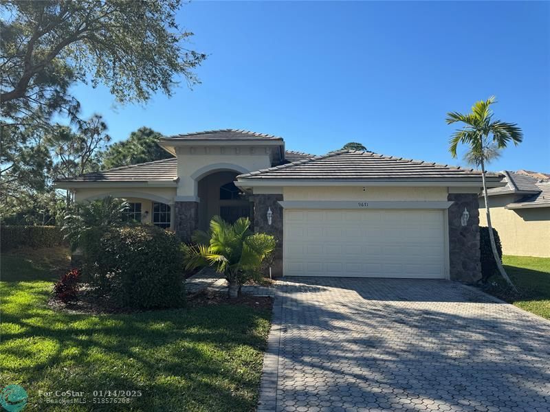 Foto principal - 9671 Osprey Isles Blvd