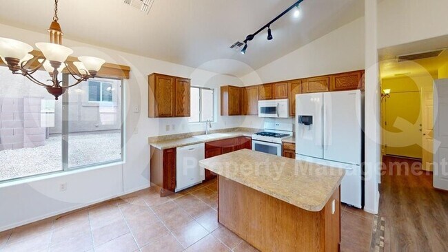 Foto del edificio - 13278 E Alley Spring Dr