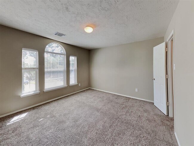Foto del edificio - 13951 Crow Ridge Ct