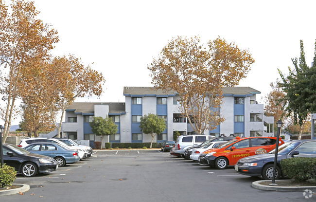 Foto del edificio - Bayshore Estates