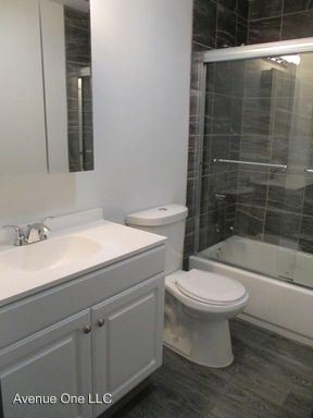 Building Photo - 506 208th St SE