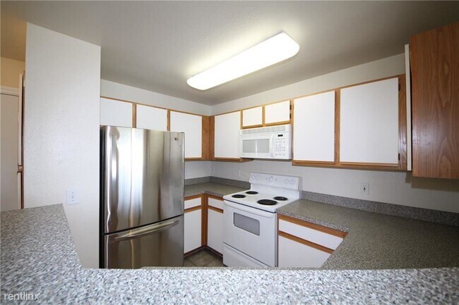 Building Photo - 3 br, 2 bath  - 2320 Gracy Farms Ln Apt 825