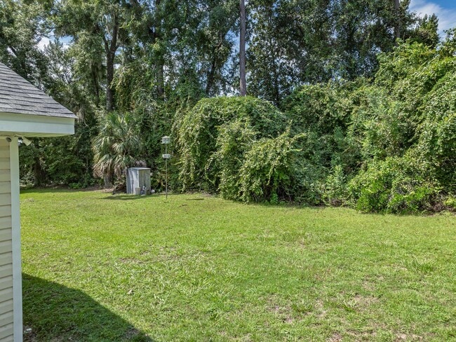 Building Photo - 96 Cochise St