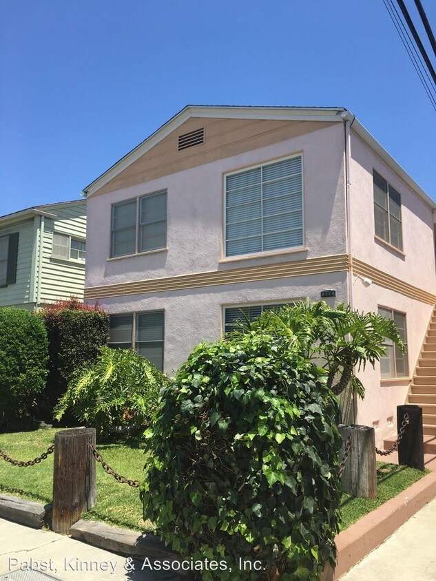 Primary Photo - 224 Nieto Ave