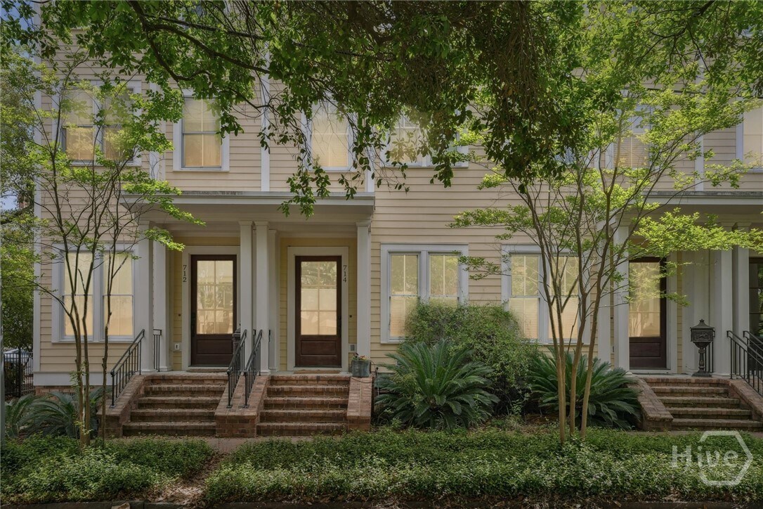 Foto principal - 714 Tattnall St