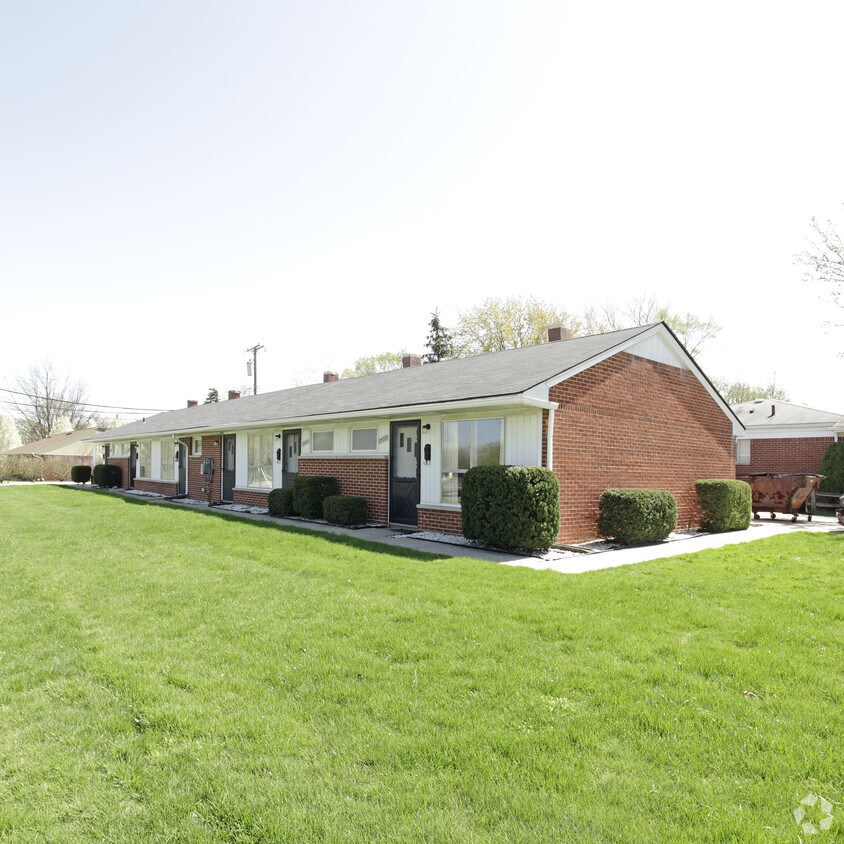 2431 Normandy Rd, Royal Oak, MI 48073 Apartments in Royal Oak, MI