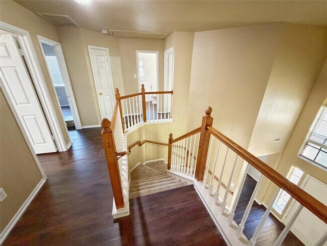 Foto del edificio - 1114 Black Locust Drive West