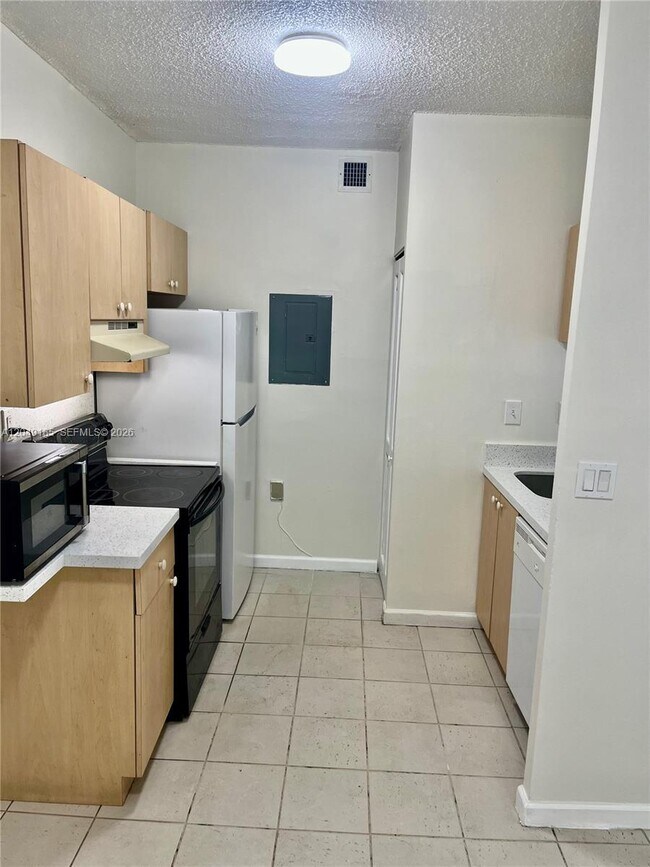 Building Photo - 15699 SW 73rd Cir Terrace