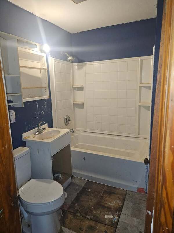 Foto del edificio - 1449 Walbridge Ave