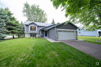 Building Photo - 16518 Jersey Ave