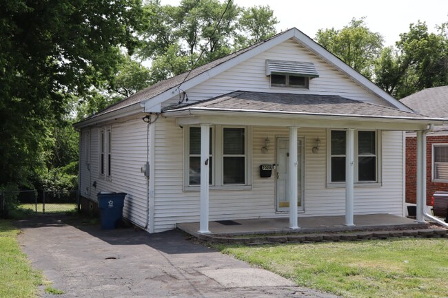 Building Photo - 7028 Idlewild Ave