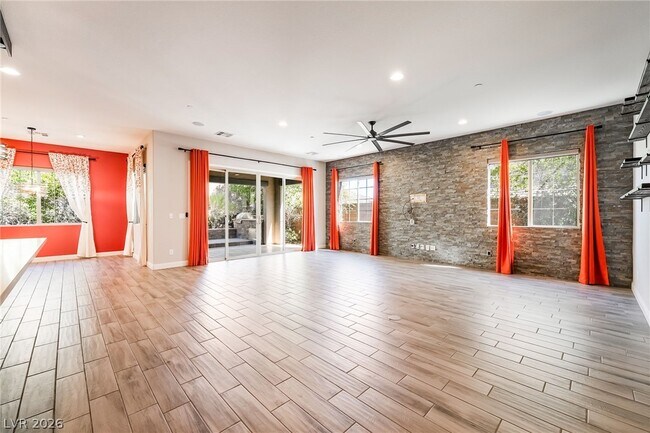 Building Photo - 333 Mandarin Hill Ln