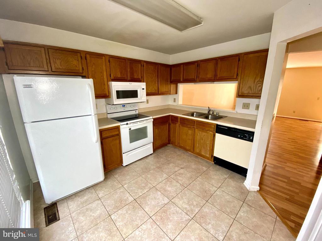 Primary Photo - 11302 Golden Eagle Pl