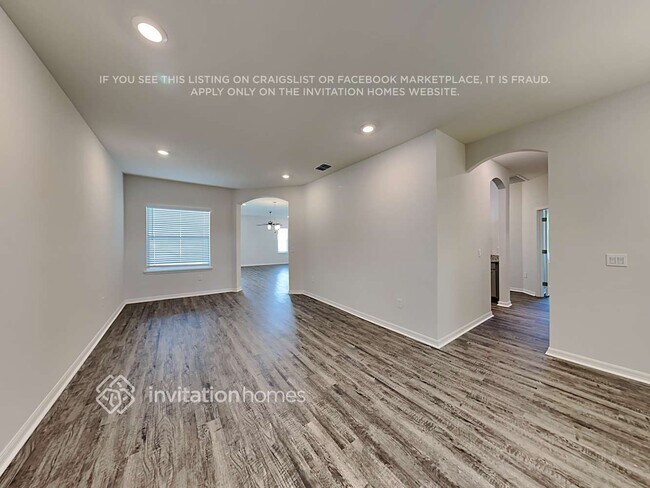 Foto del edificio - 6876 Mossy Oak Ln