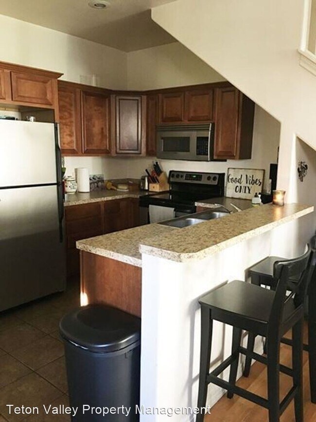 399 Forest View Dr, Driggs, ID 83422 Apartment for Rent in Driggs, ID