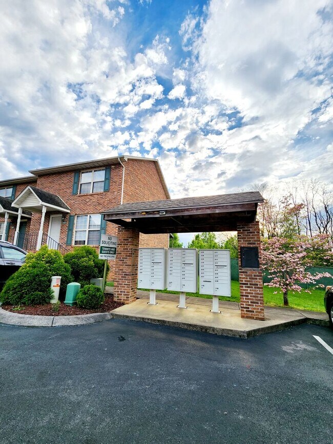 Interior Photo - Dominion Townhomes for Rent