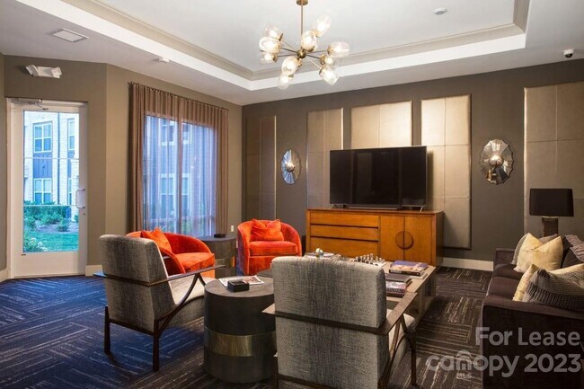 Foto del edificio - 9550 Community Commons Ln