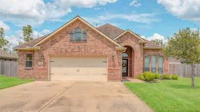 Building Photo - 104 Baileys Ct