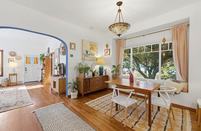 Foto del edificio - 5102 N 44th St