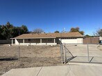 Primary Photo - 3010 W Orangewood Ave