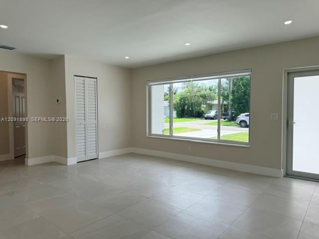 Foto del edificio - 1465 NE 118th St