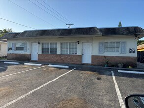 Building Photo - 216 NE 41st St