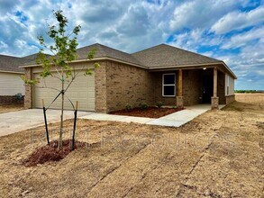 Building Photo - 10429 NW 19th St