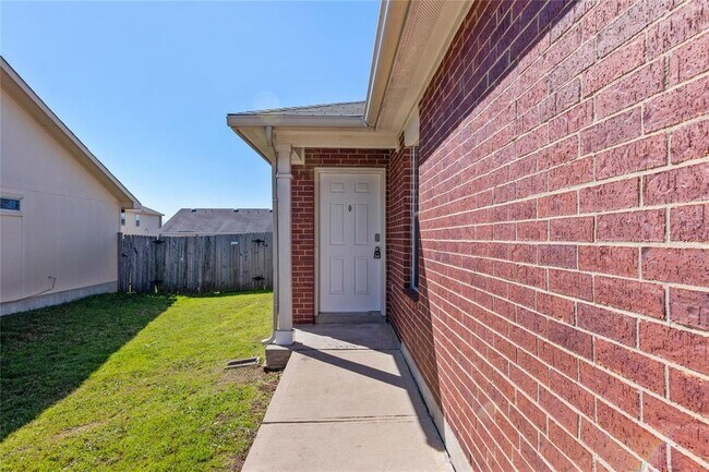 Building Photo - 219 Almquist St