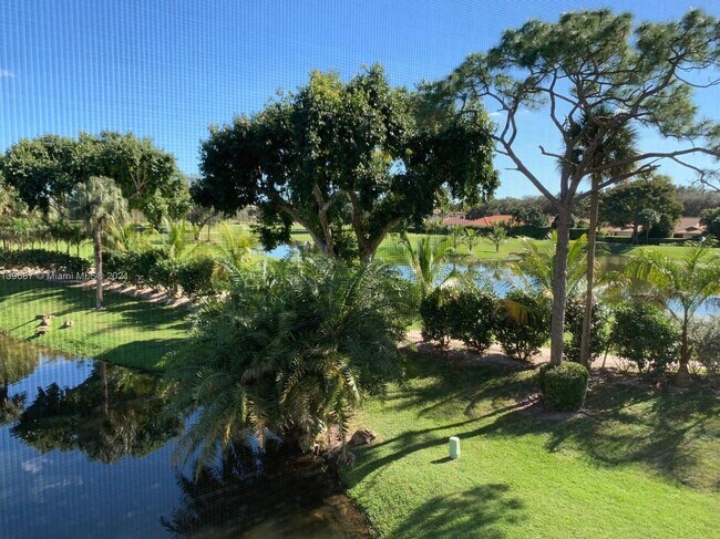 Building Photo - 6662 Boca del Mar Dr
