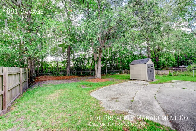 Building Photo - 881 Savage Rd