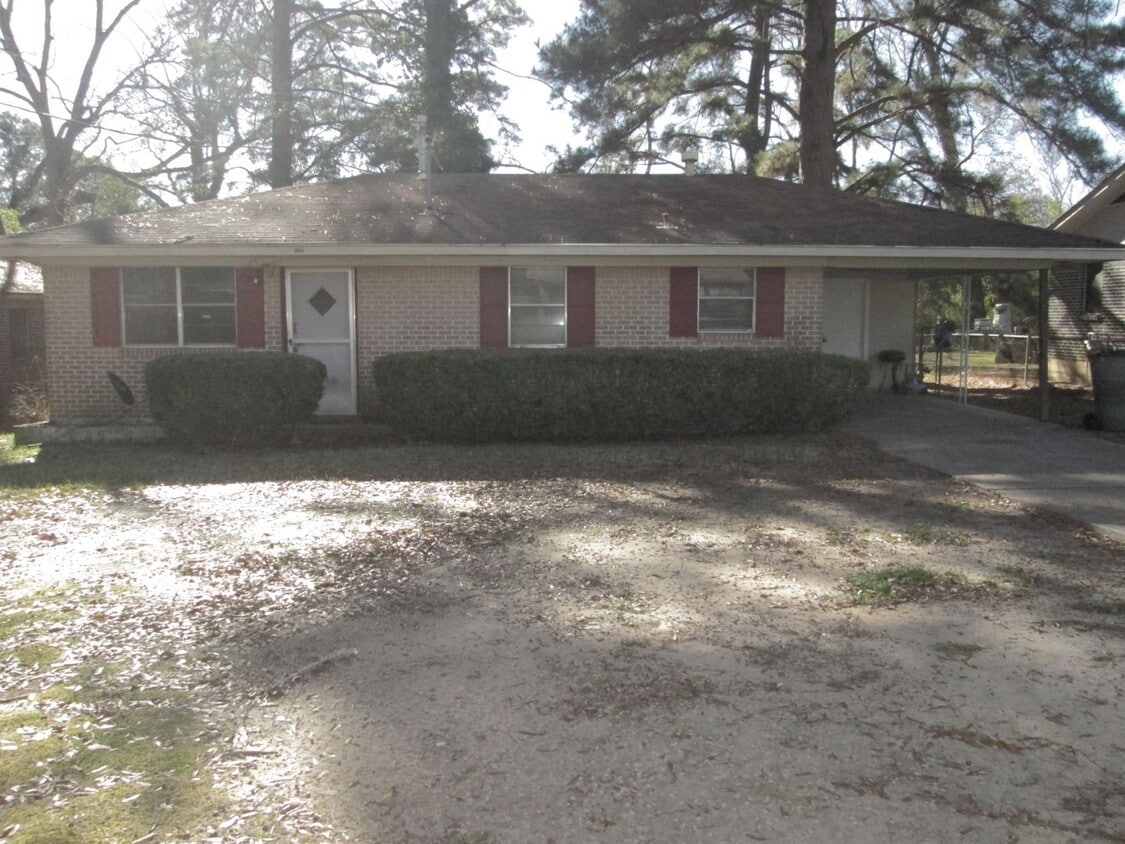 Primary Photo - 806 E California Ave
