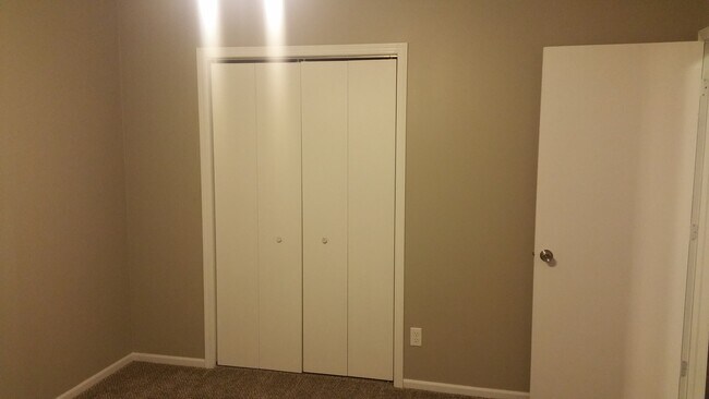 Foto del edificio - 135 E Ritter St