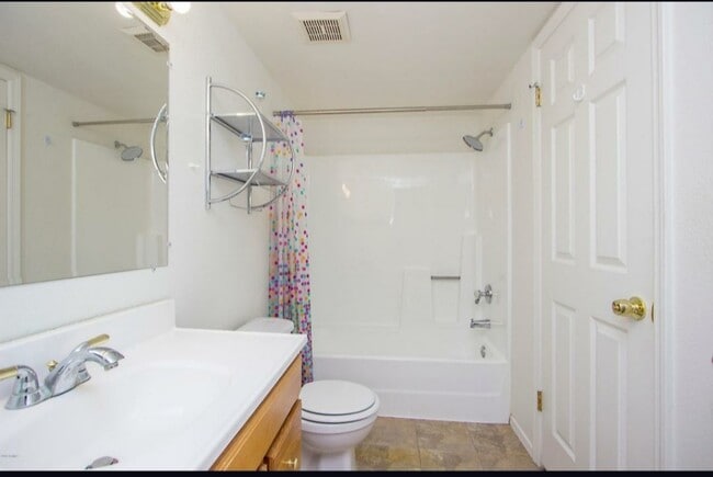 Building Photo - 1645 W Baseline Rd