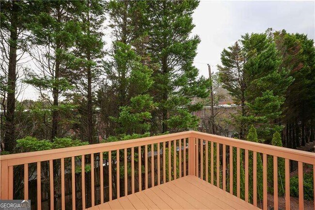 Foto del edificio - 2261 Lavista Square NE