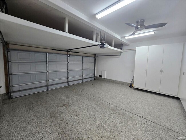 Foto del edificio - 1920 Costa Mesa St