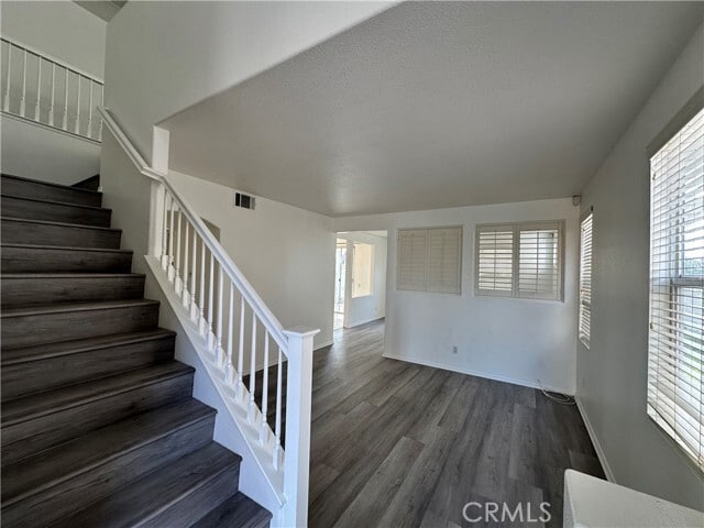 Building Photo - 6867 Cosmos St
