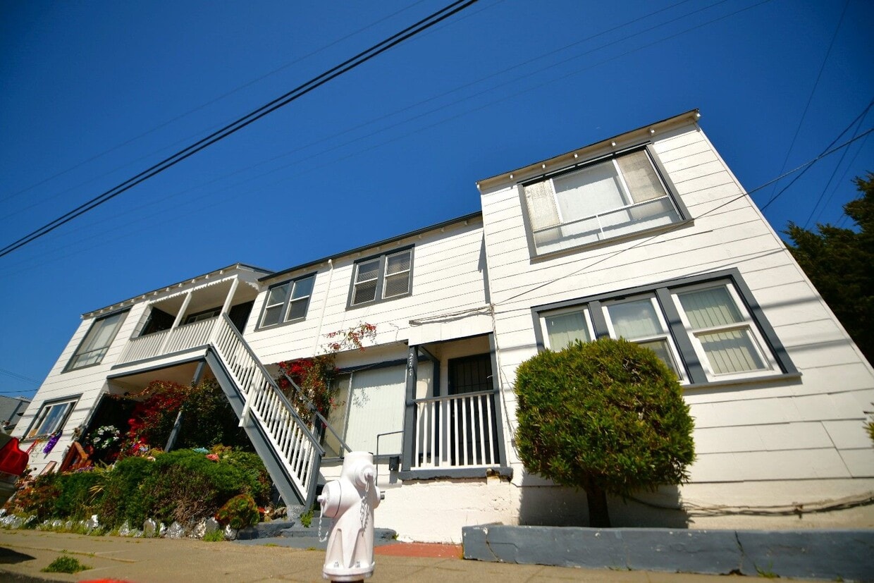 1p705 - 2721 CA Street - 1p705 - 2721 CA Street