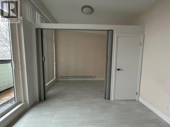 Photo du bâtiment - 191 E 11th Ave