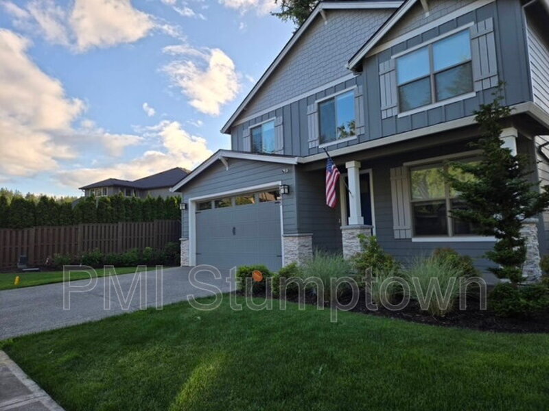 Foto principal - 9645 SE Jeanne Rd