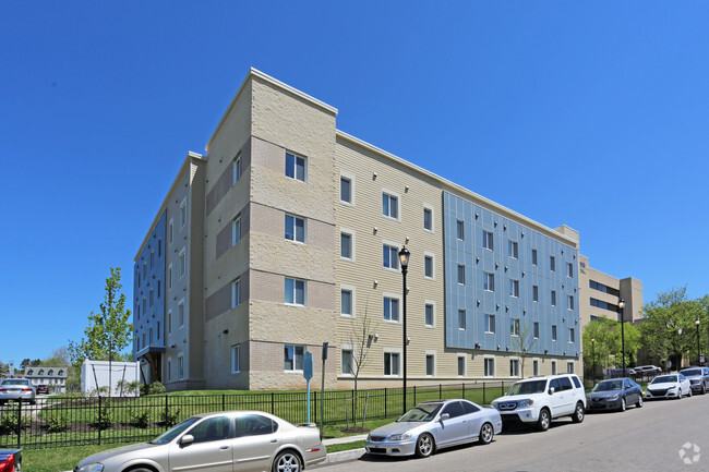 Foto del edificio - Montgomery Park Senior Apartments