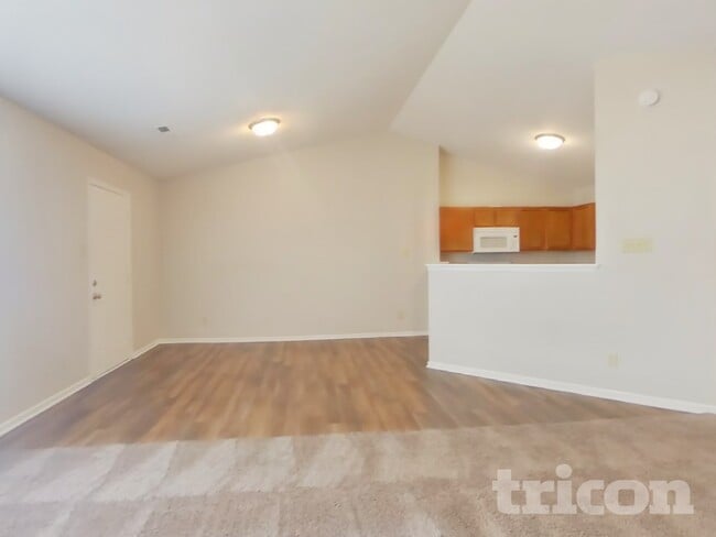 Building Photo - 1715 Brassica Way