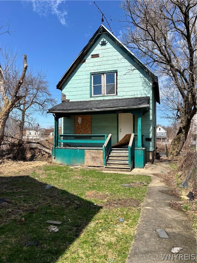 Foto del edificio - 1808 Whitney Ave