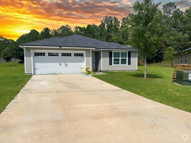 Building Photo - 7064 Plymouth Grove Ct